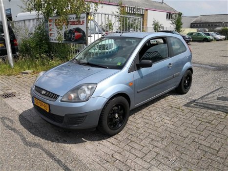 Ford Fiesta - 1.4 TDCi Ambiente NETTE AUTO - 1