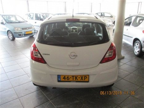 Opel Corsa - 1.0-12V Essentia - 1