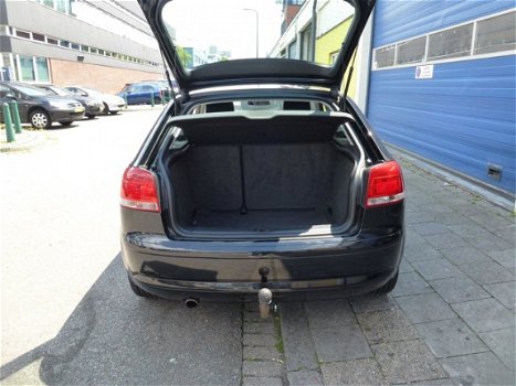 Audi A3 - 1.6 Attraction Apk/Airco/Cruise/Nap/Cd/Boekjes/AUX/Elektrisch/Centraal - 1