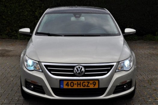 Volkswagen Passat CC - 2.0 TSI DSG 'XENON, NAVI, F1-FLIPPERS, MF-STUUR, NL-AUTO' - 1