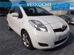 Toyota Yaris - 1.3 16v VVT-i Aspiration - 1 - Thumbnail