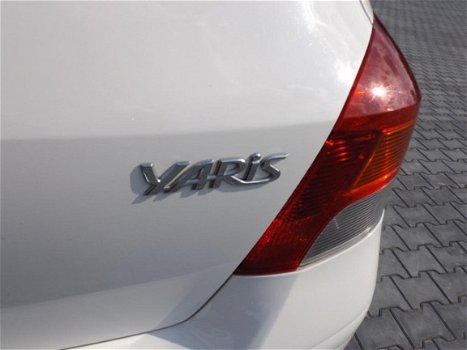 Toyota Yaris - 1.3 16v VVT-i Aspiration - 1