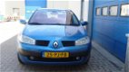 Renault Mégane - 1.6-16V Expression Basis Voor proefrit bel even ivm dat er nog gereden word met de - 1 - Thumbnail