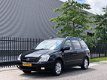 Kia Carnival - 2.7 EX / 7-zits / Airco / CruiseControl / ParkSens enz - 1 - Thumbnail