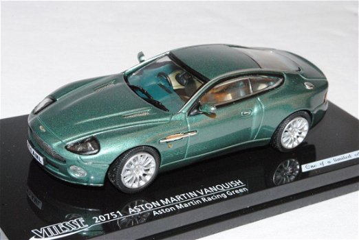 1:43 Vitesse Aston Martin Vanquish metallic green - 1