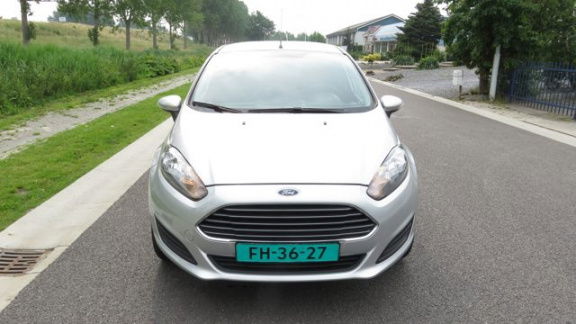 Ford Fiesta - 1.0 Ecoboost * 5 drs * 80.199 km * Clima * LM velgen * SYNC * Winterpakket - 1