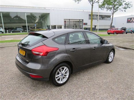 Ford Focus - 1.0 Ecoboost Trend ed. Technologie pack Airco, Navi, PDC, NL auto, 2e eig Nieuwjaarssal - 1