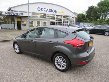 Ford Focus - 1.0 Ecoboost Trend ed. Technologie pack Airco, Navi, PDC, NL auto, 2e eig Nieuwjaarssal - 1