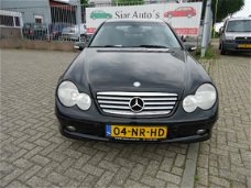 Mercedes-Benz C-klasse Sportcoupé - 180 K. Amice Nieuw Apk 06-2020