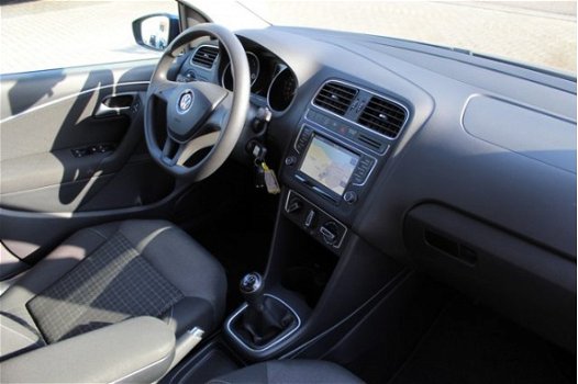 Volkswagen Polo - 1.2 TSI Comfortline Navigatie/Airco/Cruise controle - 1