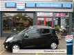 Chevrolet Spark - 1.0 16V LT AIRCO RADIO CD / MP3 financiering vanaf € 78, 00 per maand - 1 - Thumbnail