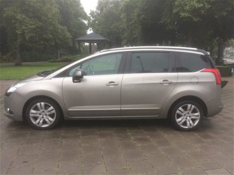 Peugeot 5008 - 2.0 HDiF GT 5p. Automaat, Panoramadak, vol leer, auto met alle opties - 1