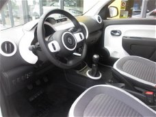 Renault Twingo - 1.0 SCe Collection NIEUW MODEL