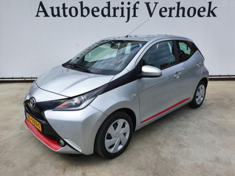 Toyota Aygo - 1.0 VVT-I 5DRS X-PLAY A/C-CAMERA - 1