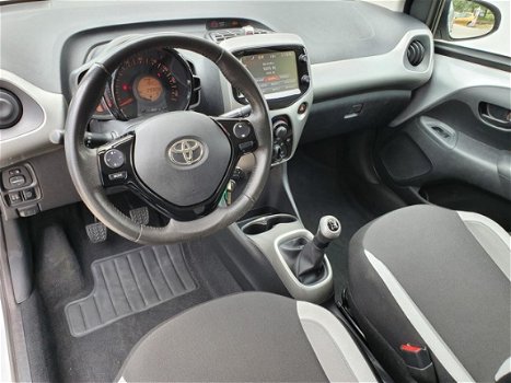 Toyota Aygo - 1.0 VVT-I 5DRS X-PLAY A/C-CAMERA - 1
