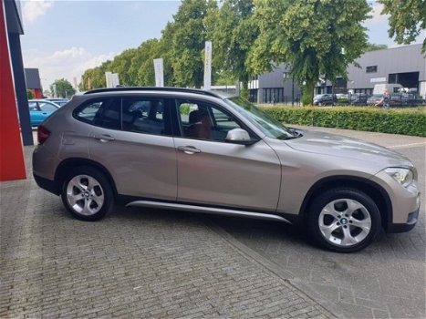 BMW X1 - 2.0 D xDrive AUTM NAVI XENON TRKHK - 1