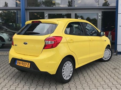 Ford Ka - 1.2 85PK Trend Ultimate | Cruise Control | Parkeersensoren Achter | Elektrische Ramen Acht - 1