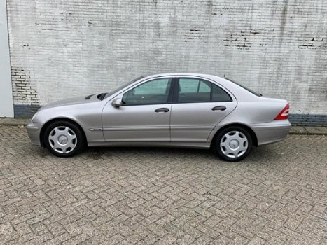 Mercedes-Benz C-klasse - 200 CDI Classic - 1