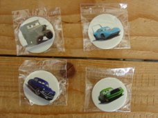 badges pins CARS disney