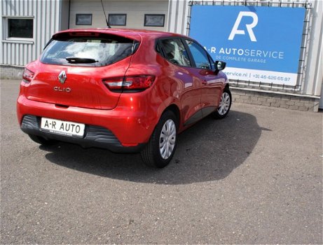 Renault Clio - 1.2 16V 55KW 5-DRS Dynamique met navigatie - 1