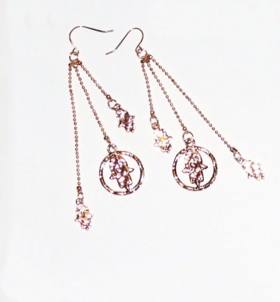 Metalen goud kleurige oorhangers hamsa handje aan bol & chain kettingkjes. - nr. 1