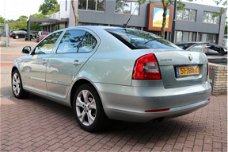 Skoda Octavia - 1.4 TSI Elegance Business Line Navigatie Cruise Control Xenon