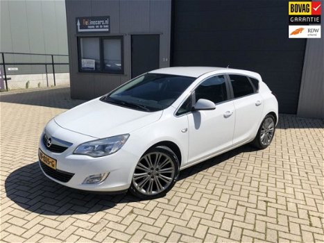 Opel Astra - 1.4 Turbo GT VOLLEER/NAVI/TREKHAAK/GARANTIE - 1