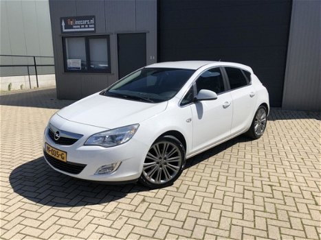 Opel Astra - 1.4 Turbo GT VOLLEER/NAVI/TREKHAAK/GARANTIE - 1