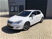 Opel Astra - 1.4 Turbo GT VOLLEER/NAVI/TREKHAAK/GARANTIE - 1 - Thumbnail