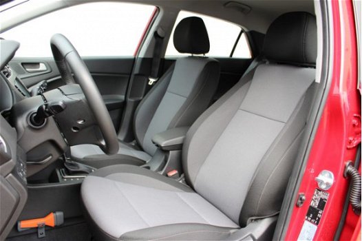 Hyundai i20 - 1.0 T-GDI Comfort Aut. | Navigatie | Camera | Lm-wielen | Apple Carplay | Garantie 01- - 1