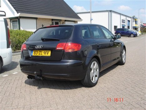 Audi A3 Sportback - 1.8 TFSI Ambition Pro Line Automaat/Navi/Airco/Leer/met boekjes en NAP - 1