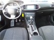 Peugeot 308 - 1.2 110pk Actve PANORAMA en NAVIGATIE en CLIMATE - 1 - Thumbnail