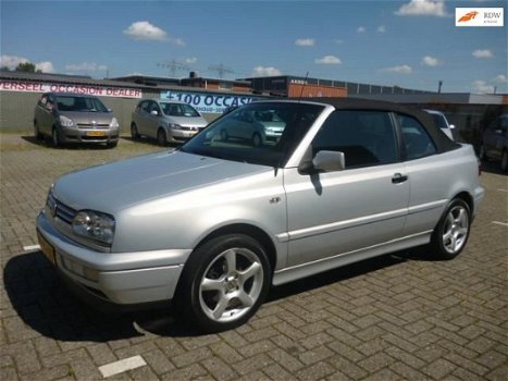 Volkswagen Golf Cabriolet - 1.8 Avantgarde AUTOMAAT/ELEK KAP - 1