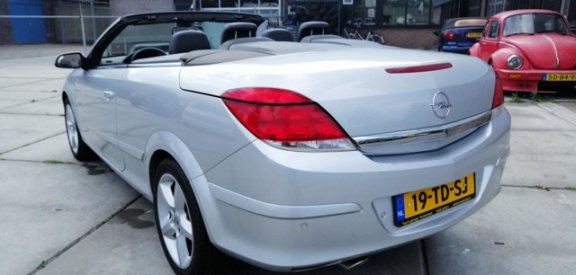 Opel Astra TwinTop - 1.8 Cosmo - 1