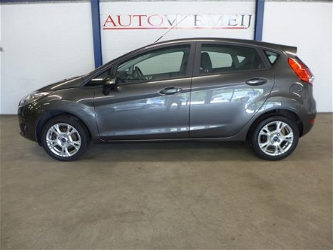 Ford Fiesta - 1.0 80PK 5D Style Ultimate, navigatie, airco, cruise control - 1