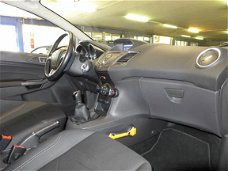 Ford Fiesta - 1.0 80PK 5D Style Ultimate, navigatie, airco, cruise control