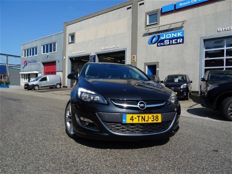 Opel Astra Sports Tourer - 1.4 Turbo Cosmo |NL-auto |Navi |Cruise |Rijklaarprijs - 1