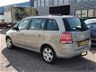 Opel Zafira - 1.9 CDTi 120pk Essentia - 1 - Thumbnail