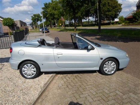 Renault Mégane Cabrio - 1.6-16v Sport Way facelift model apk gekeurd airco vol extras - 1