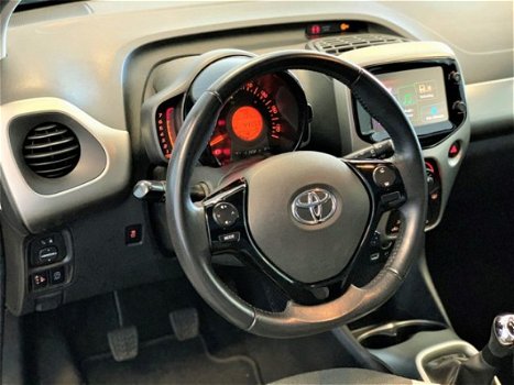 Toyota Aygo - 1.0 VVT-i x-sport|Achteruitrijcamera|Airco|Cruise Controle|Led| - 1