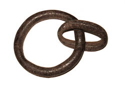 IJzeren kettingringen, gewicht samen. 155 gr. Art.Nr. F01-151.