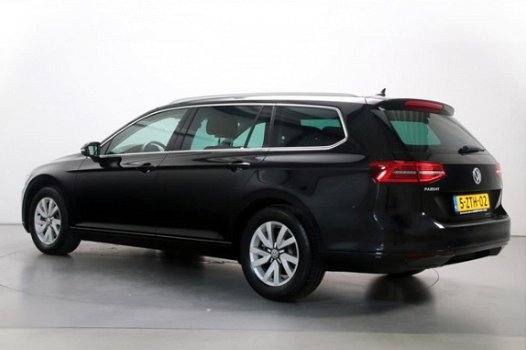 Volkswagen Passat Variant - 1.6 TDI Highline Navigatie Climate Control Parkassist 200x Vw -Audi-Seat - 1