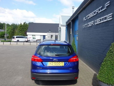 Ford Focus Wagon - 1.0 Titanium 125PK, Airco, Benzine, Cruise Control, Blauw, PDC, Lichtmetalen velg - 1