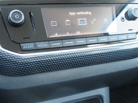 Volkswagen Up! - 1.0 BMT move up 5-Deurs / Airconditioning / Bluetooth / Parkeersensoren achter / - 1
