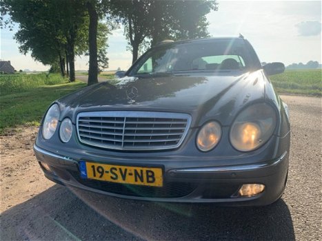 Mercedes-Benz E-klasse Combi - 220 CDI Avantgarde - 1