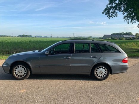 Mercedes-Benz E-klasse Combi - 220 CDI Avantgarde - 1