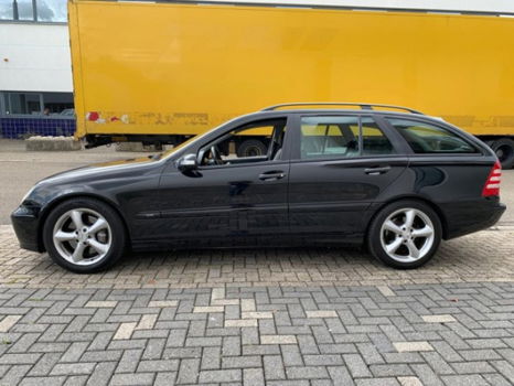 Mercedes-Benz C-klasse Combi - 1.8 C180 K. 143PK (bj 2005) SPORT - 1