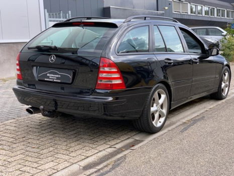 Mercedes-Benz C-klasse Combi - 1.8 C180 K. 143PK (bj 2005) SPORT - 1