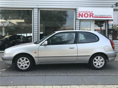 Toyota Corolla - 1.3-16V Luna Airco in bijna nieuwstaat 1 eigenaar - 1