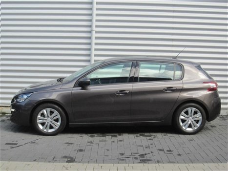 Peugeot 308 - 1.2 PureTech Active 5-drs navi/clima/lmv/park - 1